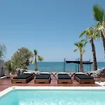 Casa Negro - Beachfront Living By Etouri * Rethymno (Crete)