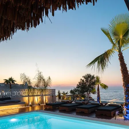 Casa Negro - Beachfront Living By Etouri Villa Rethimnon