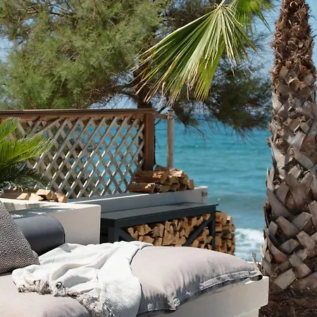 Casa Negro - The Essence Of Beachfront Living *