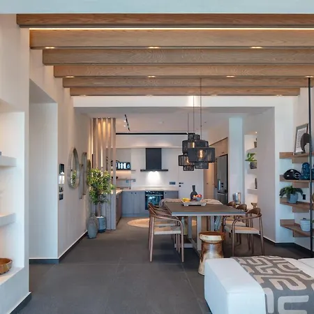 Villa Casa Negro - Beachfront Living By Etouri *
