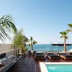 Casa Negro - Beachfront Living By Etouri Rethymnon