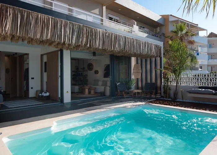 Casa Negro - Beachfront Living By Etouri Villa *